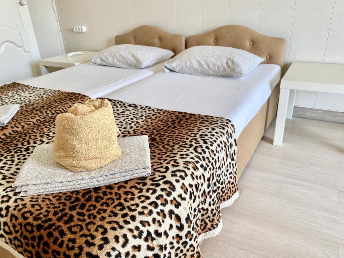 Hotel U Valery New Athos Zewnętrze zdjęcie