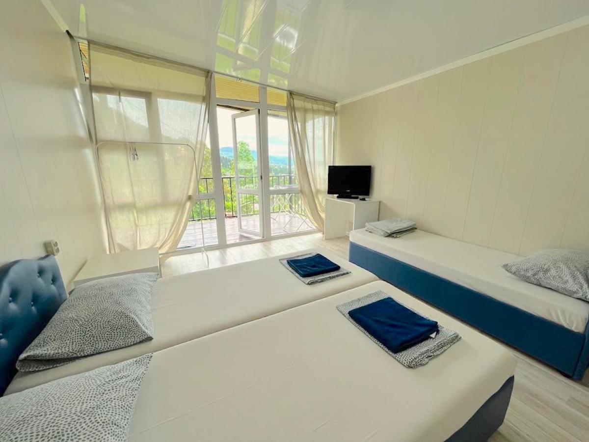 Hotel U Valery New Athos Zewnętrze zdjęcie